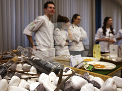 Варна - Институт по кулинарни изкуства - изложение