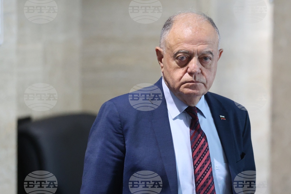 MP Atanassov Warns Investigation Data "Will Be Used Against Inconvenient Figures" as Anti-Corruption Commission Closes