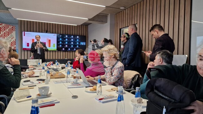 Eврото не e единственото условие за привличане на преки чуждестранни инвестиции, каза търговският съветник на австрийсото посолство Филип Купфер 