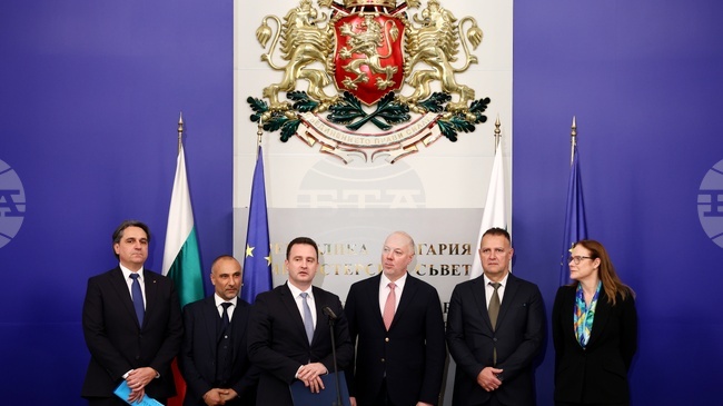 Споразумение за участие на държавата чрез БЕХ в проучването на нефт и природен газ в блок „Хан Аспарух“ в Черно море беше подписано в Министерски съвет