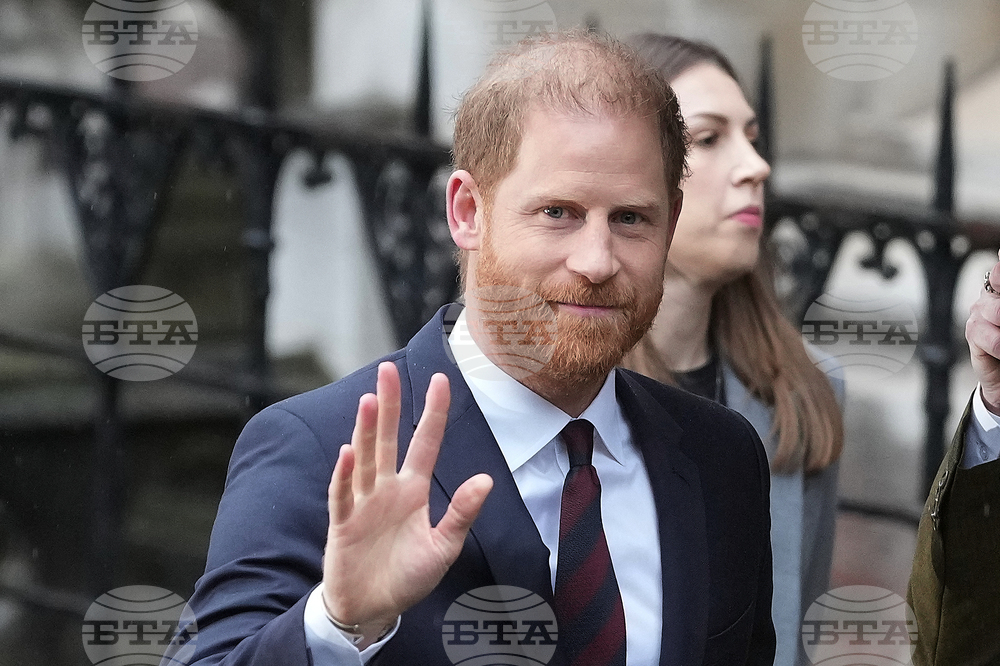 Принц Хари каза пред съда в Лондон, че не е бил приятел с нито един журналист от вестник „Дейли мейл“ 