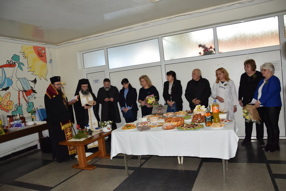 Областна администрация Видин: Заместник областният управител присъства на тържественото отбелязване на Бабинден във Видин 