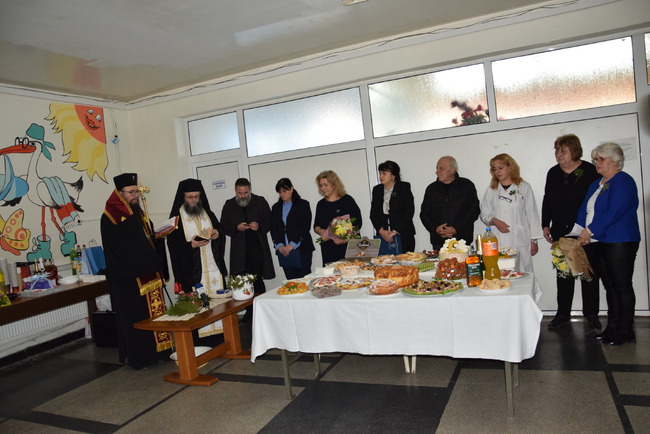 Областна администрация Видин: Заместник областният управител присъства на тържественото отбелязване на Бабинден във Видин 