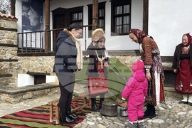 Казанлък - НЧ „Жар“ - Бабинден