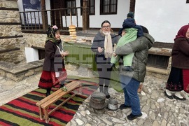 Казанлък - НЧ „Жар“ - Бабинден