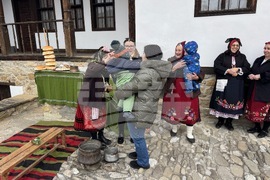 Казанлък - НЧ „Жар“ - Бабинден