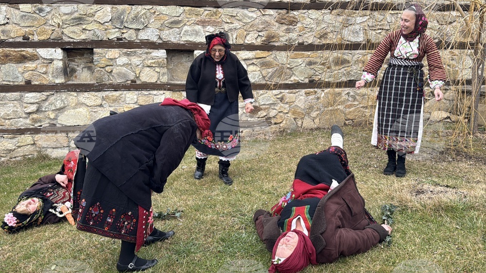 Казанлък - НЧ „Жар“ - Бабинден