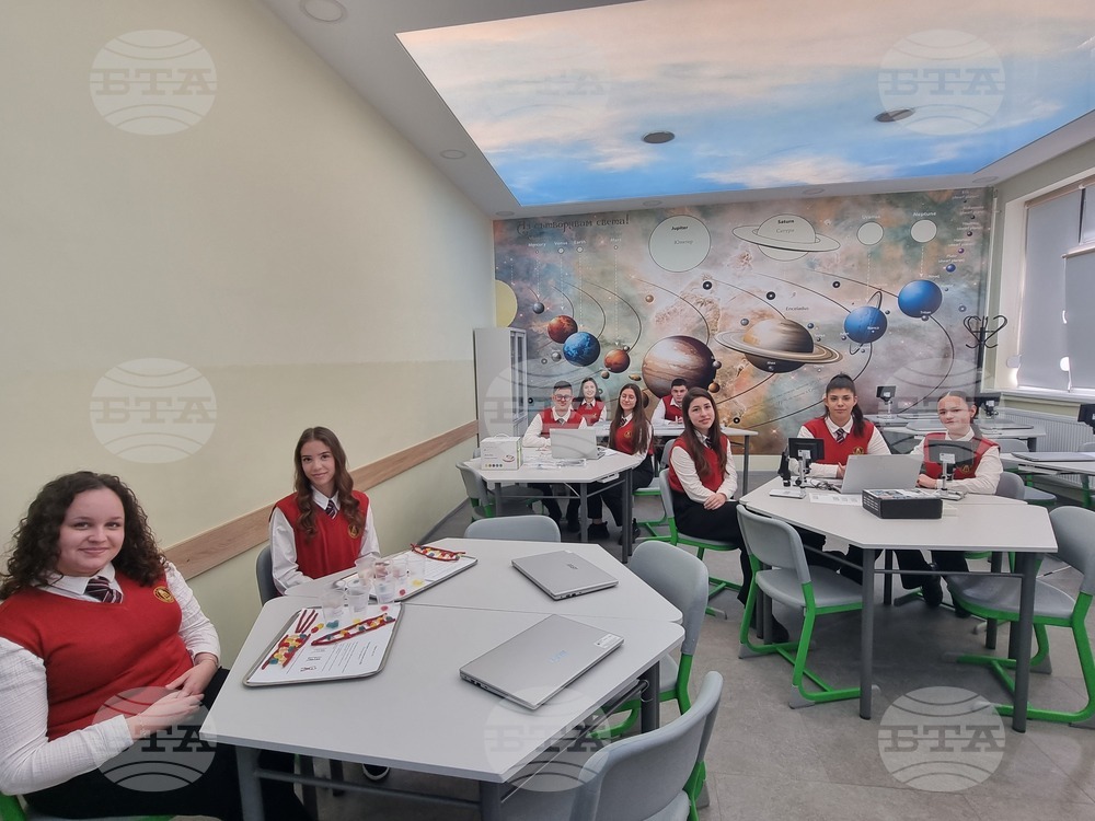 Плевен - Професионална гимназия по туризъм „Алеко Константинов“ - STEM център - откриване