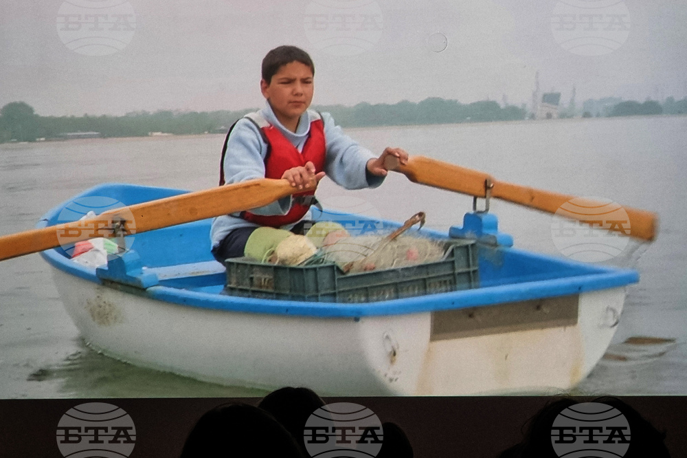 Животът на рибарите във Варна преди е бил по-задружен и весел, смята младият Антонио Николов