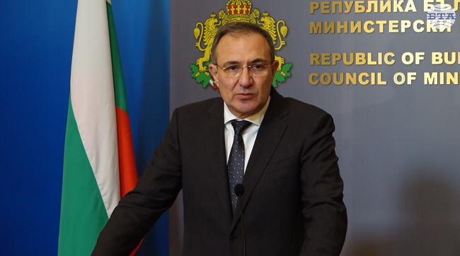 Още над 200 души с увреждания ще получат иновативни помощни средства, обяви социалният министър в оставка Борислав Гуцанов