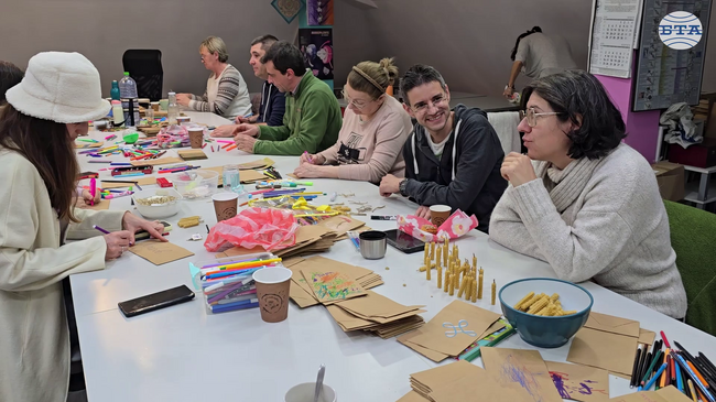 С помощта на много доброволци инициативата „ДарЛимец“ осигурява над 4000 пакета с лимец за желаещи от страната да правят хранителен житен режим