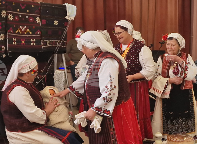 Разград - Бабинден - читалище - ритуал