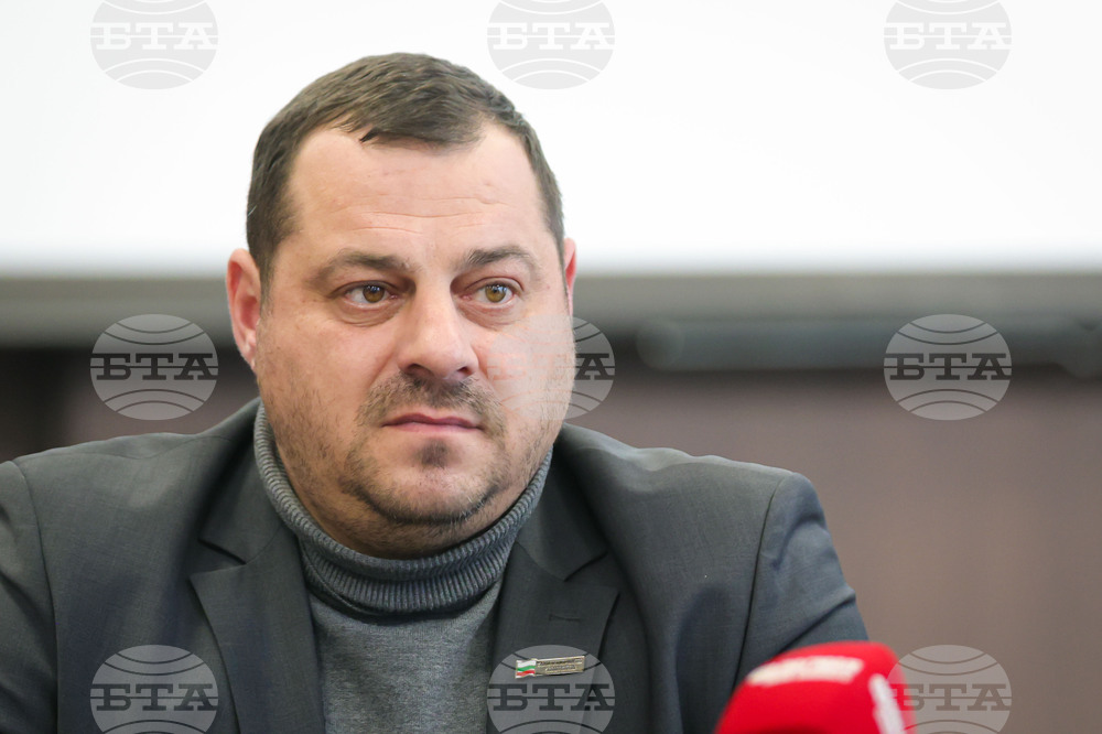 Възстановяването на инфраструктурата в Елените ще струва милиони, каза областният управител на Бургас