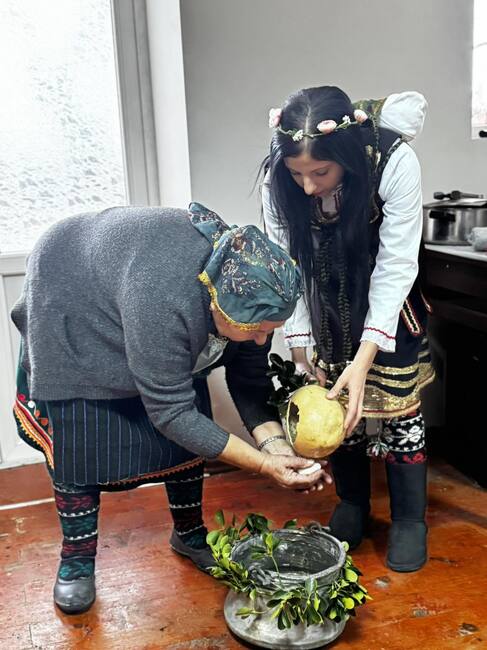 В община Костенец отбелязаха един от най-нежните и обичани български празници – Бабинден