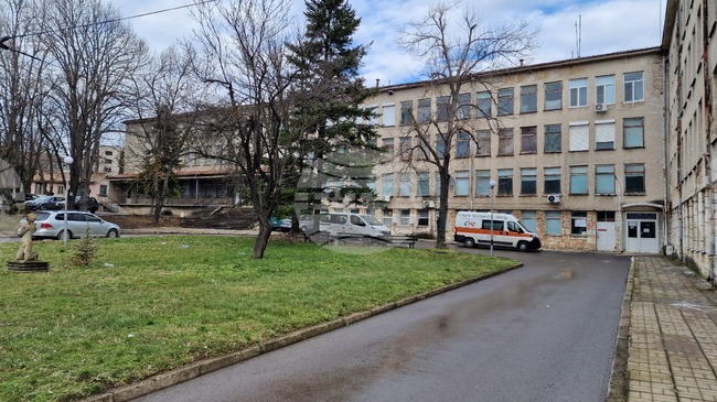 Общинските съветници във Велики Преслав взеха решение болницата в града да бъде временно управлявана от прокурист