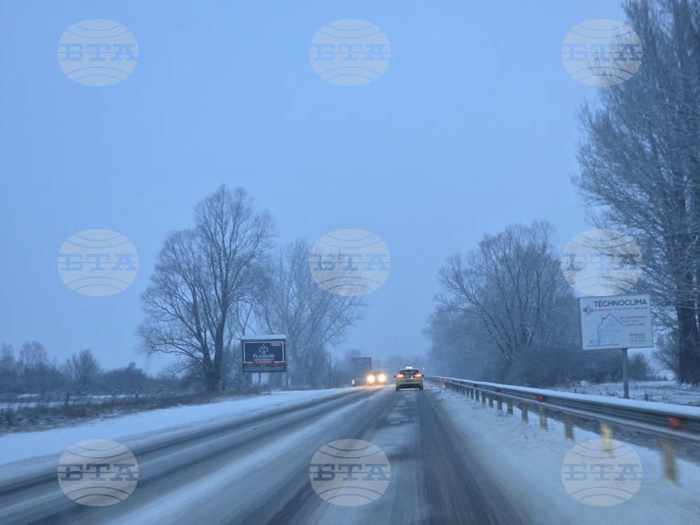 Ограничено е движението по пътя между Разлог и Симитли през прохода Предел за превозни средства над 12 тона