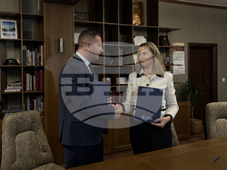 Самоков - Община Самоков - Висше училище по телекомуникации и пощи - меморандум за сътрудничество