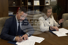 Самоков - Община Самоков - Висше училище по телекомуникации и пощи - меморандум за сътрудничество