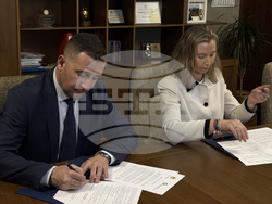 Самоков - Община Самоков - Висше училище по телекомуникации и пощи - меморандум за сътрудничество