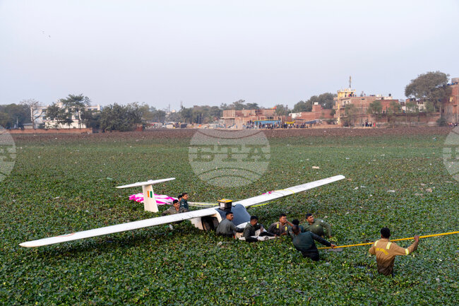 APTOPIX India Plane Crash