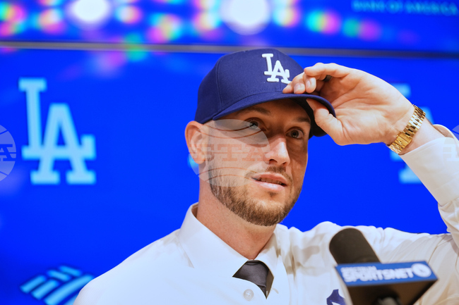 Dodgers Tucker Baseball