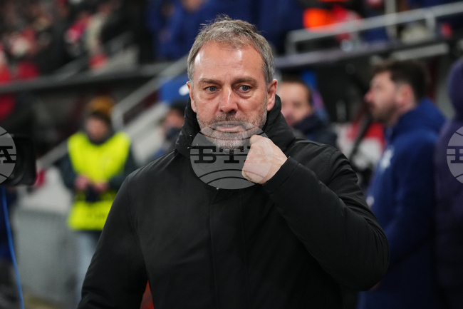 Старши треньорът на Барселона Ханзи Флик е доволен от класирането на тима за следващия кръг на Шампионската лига