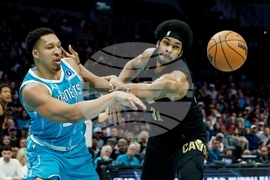 Cavaliers Hornets Basketball