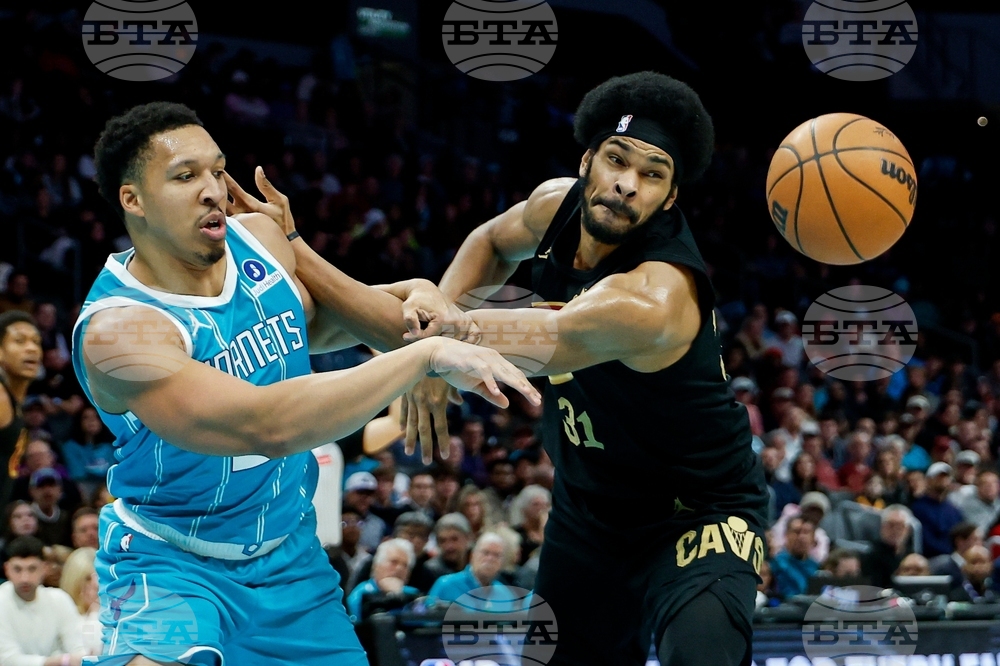 Cavaliers Hornets Basketball