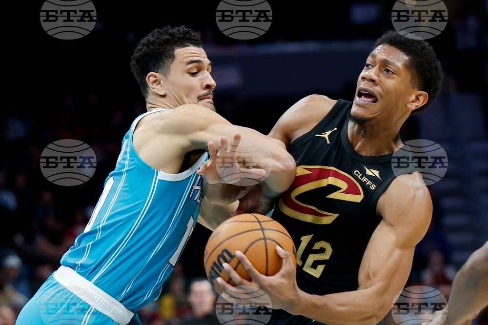 Cavaliers Hornets Basketball