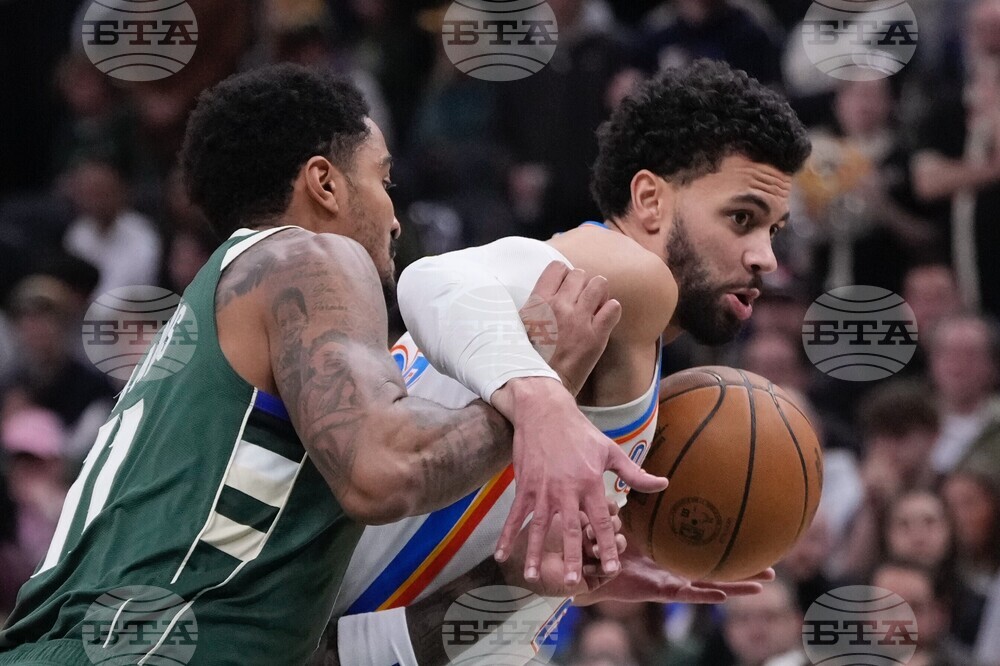 Thunder Bucks Basketball