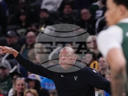 Thunder Bucks Basketball