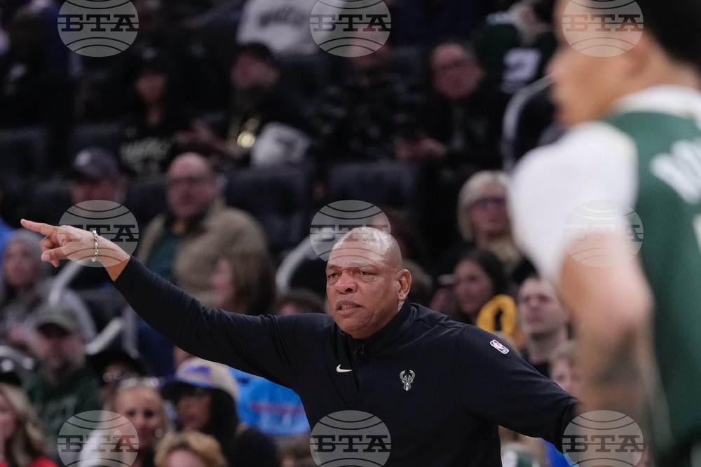 Thunder Bucks Basketball