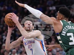 Thunder Bucks Basketball