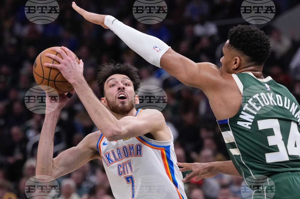 Thunder Bucks Basketball