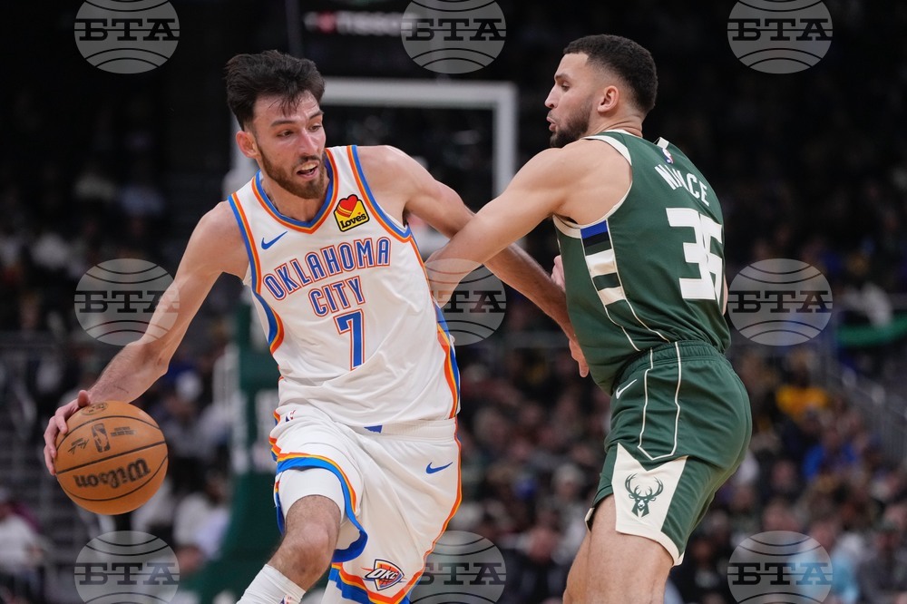 Thunder Bucks Basketball