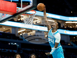 Cavaliers Hornets Basketball