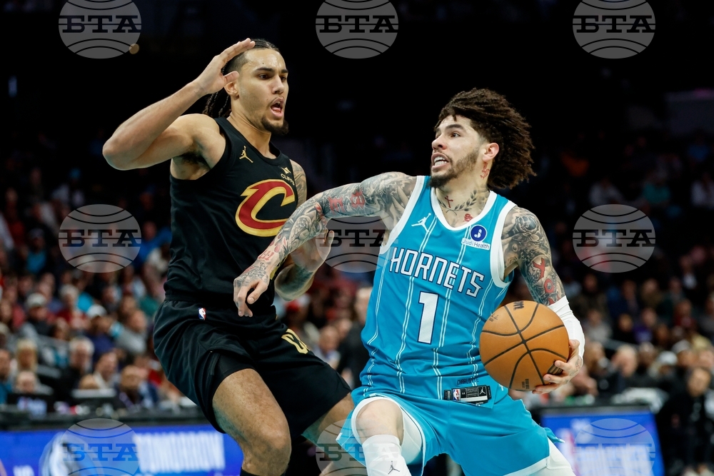 Cavaliers Hornets Basketball