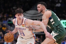 Thunder Bucks Basketball