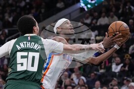 Thunder Bucks Basketball