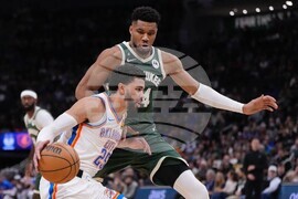 Thunder Bucks Basketball