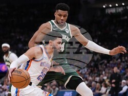 Thunder Bucks Basketball