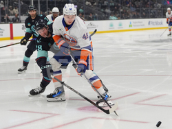 Islanders Kraken Hockey