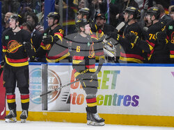 Capitals Canucks Hockey