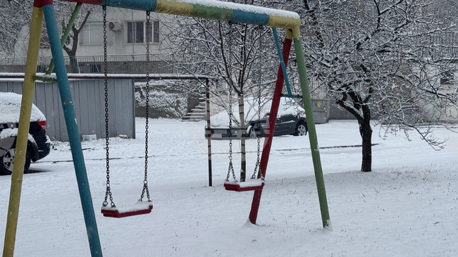 Meteorology Institute Issues Yellow Code for Ice in Sofia, Pernik, Montana