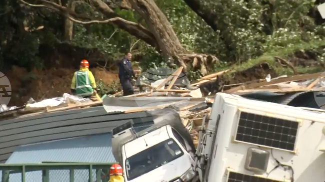 Свлачище помете къмпинг в Нова Зеландия, има загинали