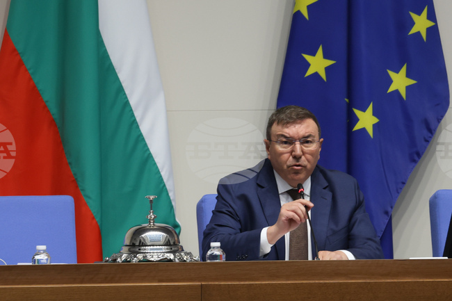 Заседанието на парламента беше прекратено поради изчерпване на работното време