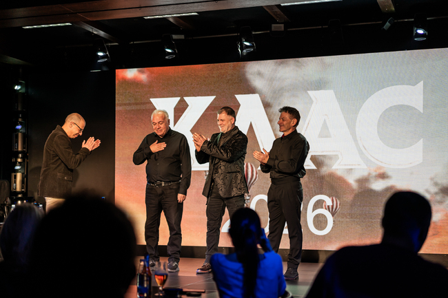 Група „Клас“ отбелязва 40 години на сцена с ново видео, участие във фестивал и преиздаване на албуми