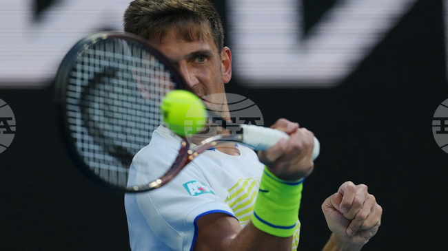 Полуфиналите на тенис турнира в Рио де Жанейро бяха отложени за неделя заради проливен дъжд