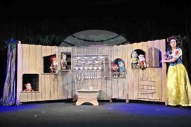 Добрич - „Снежанка и седемте джуджета" - спектакъл