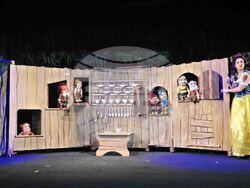 Добрич - „Снежанка и седемте джуджета" - спектакъл